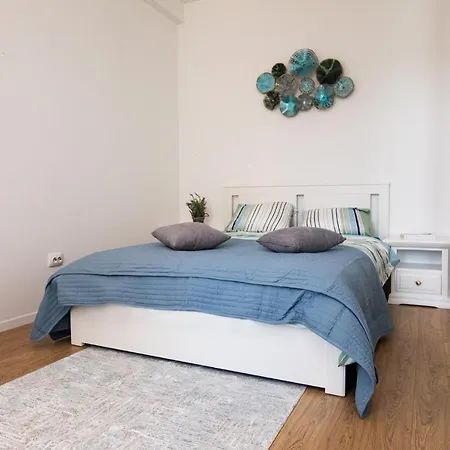 Colorful & Cozy Appartement