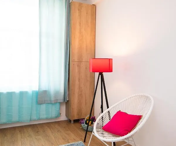 Apartman Colorful & Cozy *