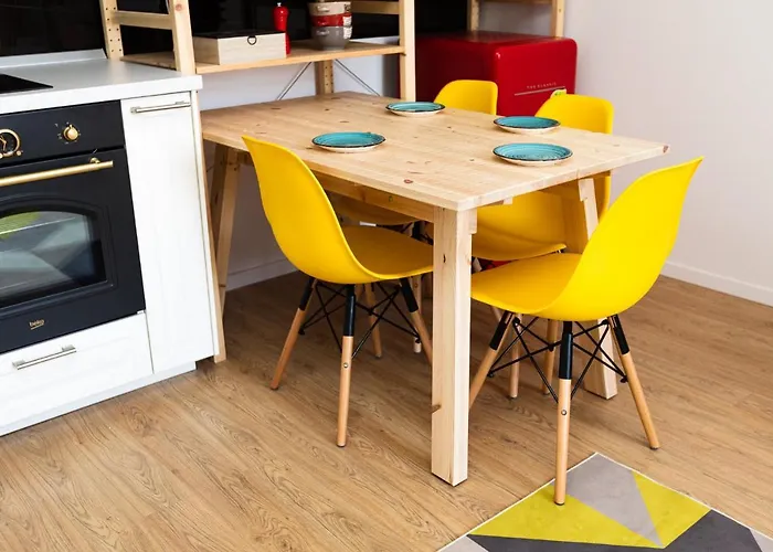 Apartman Colorful & Cozy